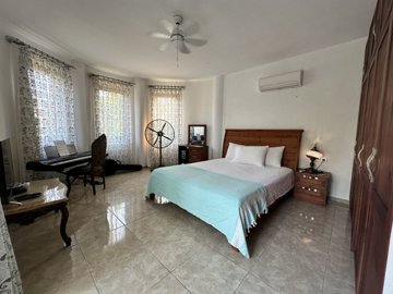 Prestigious Villa For Sale In Central Dalyan - Huge double bedroom, fully furnished