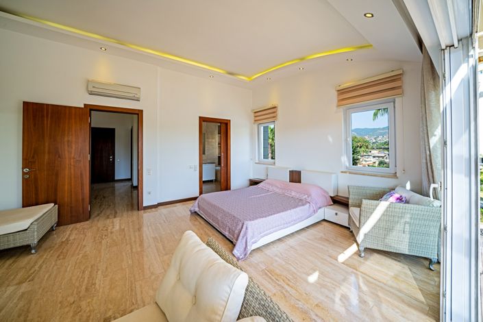 Image No.16-3 Bed Penthouse for sale