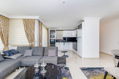 Exceptional Apartment For Sale In Kargicak, Alanya - Lounge to the kitchen