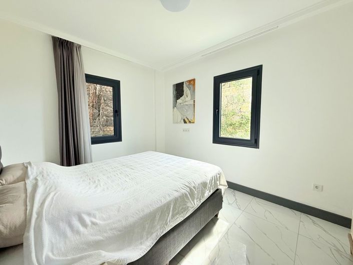 Image No.14-4 Bed Villa for sale