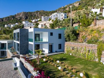 Prestigious Sea View Villa In Bodrum With A Private Garden For Sale - Natural surroundings