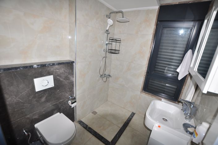 Image No.11-7 Bed Villa for sale