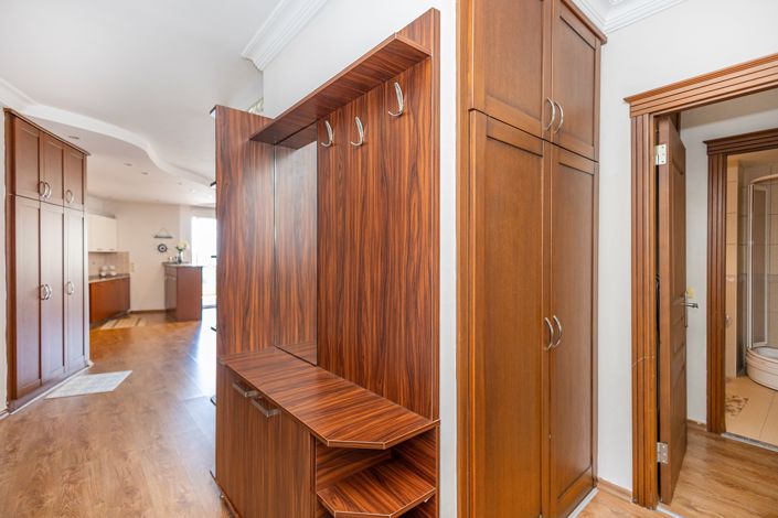 Image No.12-2 Bed Apartment for sale