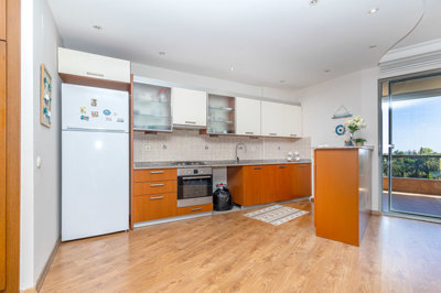 Exquisite Apartment For Sale In Alanya – Modern fully fitted kitchen