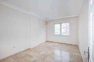 Notable Alanya Apartment For Sale In Cikcilli - Second bedroom