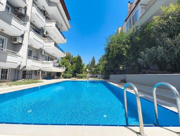 Renovated Marmaris Apartment For Sale – Communal pool