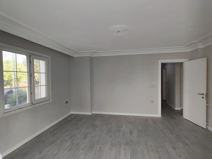 Image No.10-3 Bed Apartment for sale