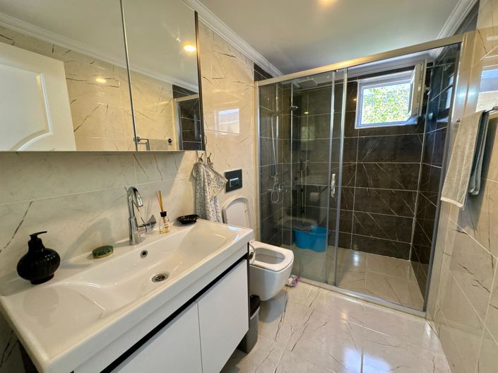 Image No.17-4 Bed Villa for sale