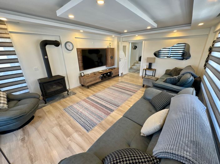 Image No.9-4 Bed Villa for sale