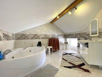 An Idyllic Property For Sale In Turkler, Alanya - Luxurious bathroom