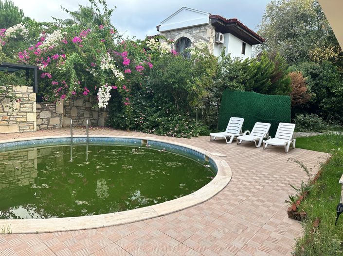 Image No.4-2 Bed Villa for sale