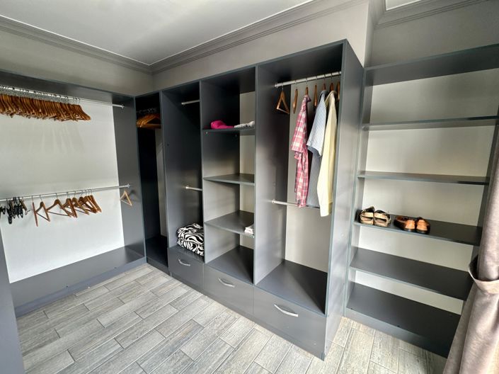 Image No.17-4 Bed Villa for sale