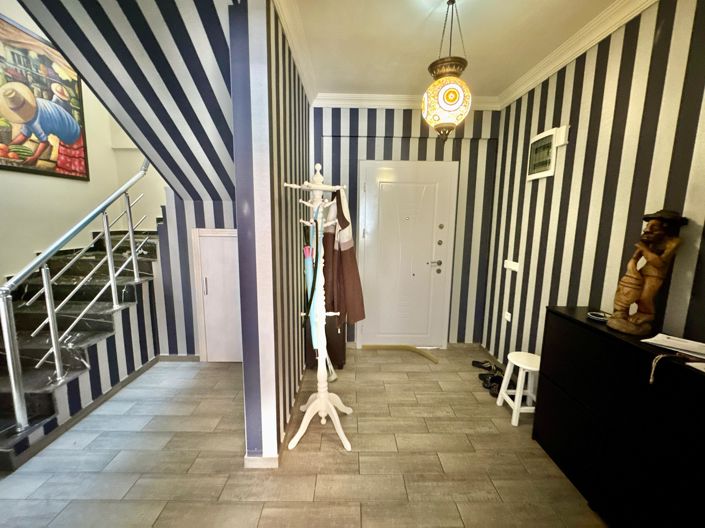 Image No.4-4 Bed Villa for sale