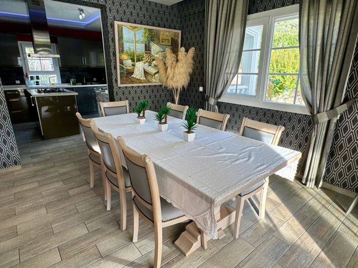 Image No.7-4 Bed Villa for sale