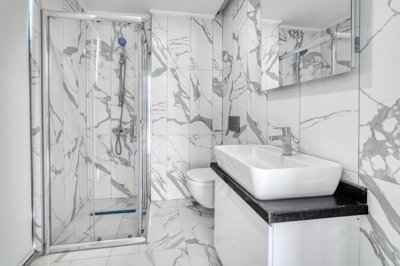 State Of The Art Alanya Apartment For Sale In Mahmutlar – Second luxury bathroom