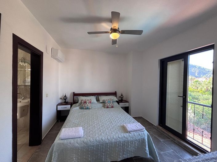 Image No.20-4 Bed Villa for sale