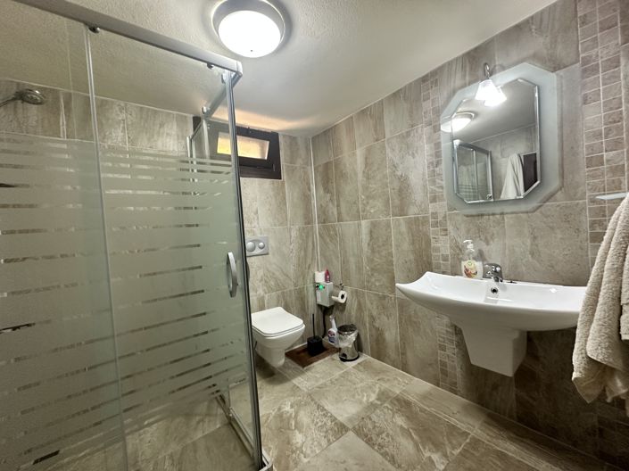 Image No.23-4 Bed Villa for sale