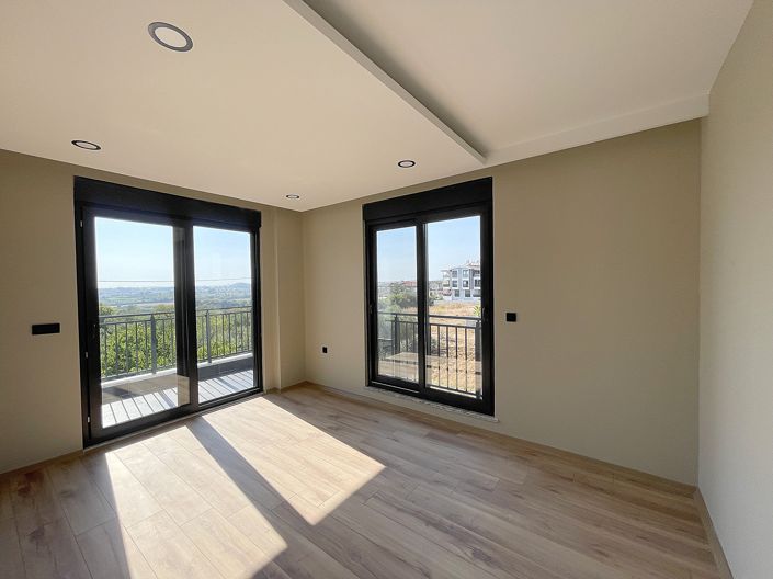 Image No.14-4 Bed Villa for sale