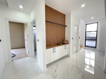 Luxury Property For Sale In Manavgat - Beautiful entrance hallway