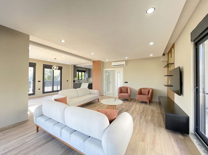 Image No.4-4 Bed Villa for sale