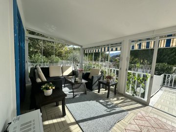 Pretty Villa For Sale In Central Maras, Dalyan - Winter garden