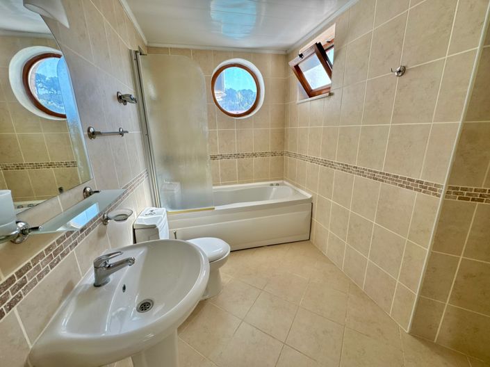 Image No.21-4 Bed Villa for sale