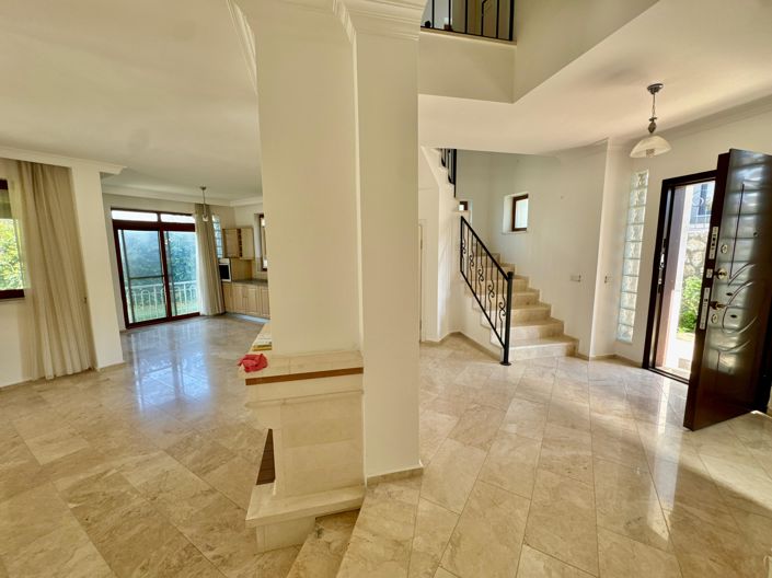 Image No.9-4 Bed Villa for sale