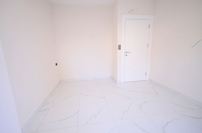 Image No.13-2 Bed Apartment for sale