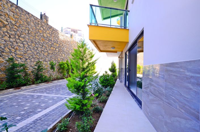 Image No.8-2 Bed Apartment for sale