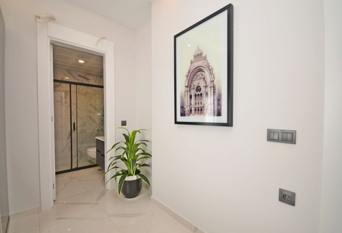 Image No.16-2 Bed Apartment for sale