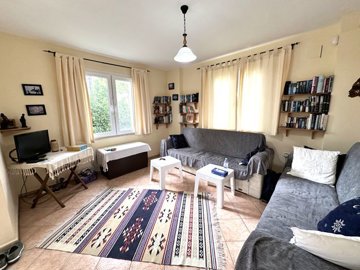 Traditional Detached Property In Dalyan For Sale - Spacious living room