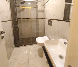 Exceptional Two-Storey Furnished Apartment In Alanya For Sale In Avsallar - Stylish shower room