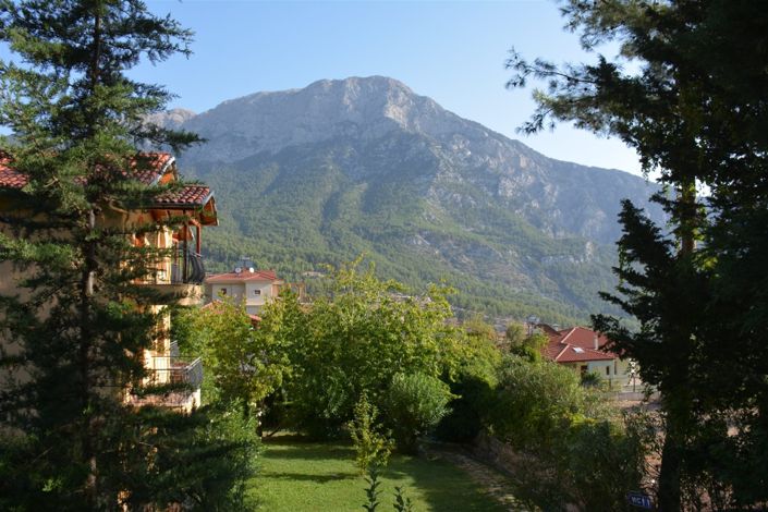 Image No.21-16 Bed Hotel for sale