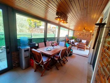 Luxury Three-Storey Villa In Kusadasi For Sale - Large winter garden