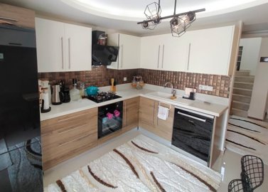 Luxury Three-Storey Villa In Kusadasi For Sale - Fully fitted kitchen
