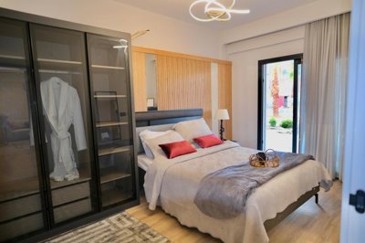 Stylish Apartments In Kusadasi For Sale With On-Site Facilities - Spacious bedroom