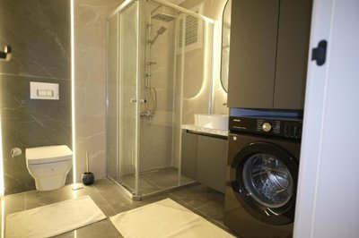 Stylish Apartments In Kusadasi For Sale With On-Site Facilities - Ensuite master bathroom