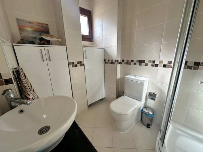 Image No.13-4 Bed Villa for sale