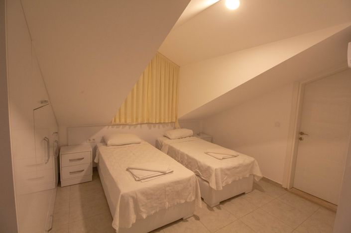 Image No.11-4 Bed Villa for sale