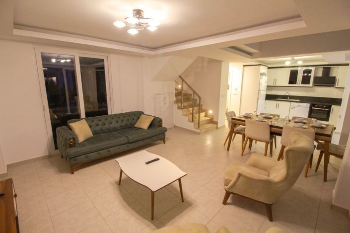 Image No.4-4 Bed Villa for sale