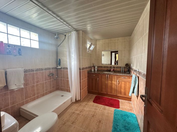 Image No.19-3 Bed Villa for sale