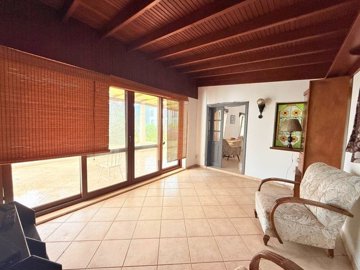 Detached Sea View Villa & Outhouse For Sale In Bodrum - Area leading to the terrace