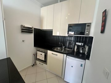 Delightful Riverside Apartment For Sale In Dalyan - Fully fitted sleek kitchen