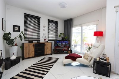 Stunning Fully Furnished Property For Sale In Alanya - First room with exterior access