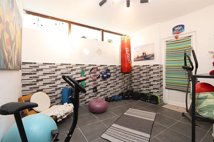 Image No.21-5 Bed Villa for sale