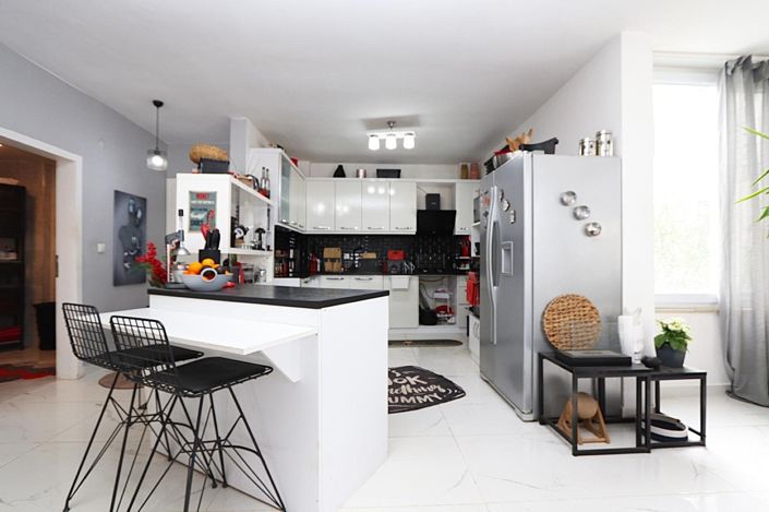 Image No.9-5 Bed Villa for sale