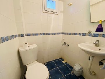 Garden Apartment In A Great Location For Sale In Altinkum – Upper floor WC