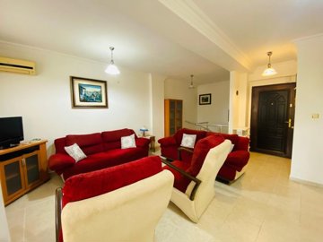 Garden Apartment In A Great Location For Sale In Altinkum – Fully furnished lounge