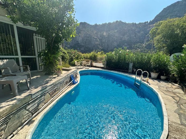 Image No.18-2 Bed Villa for sale