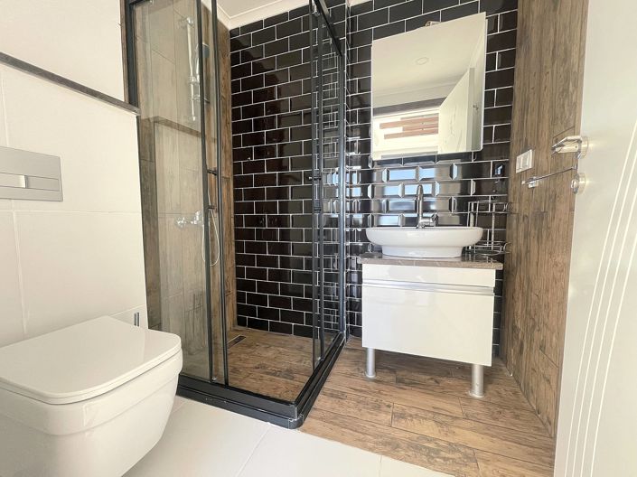 Image No.14-2 Bed Apartment for sale